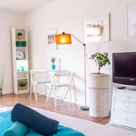 Apartment Comfort City West