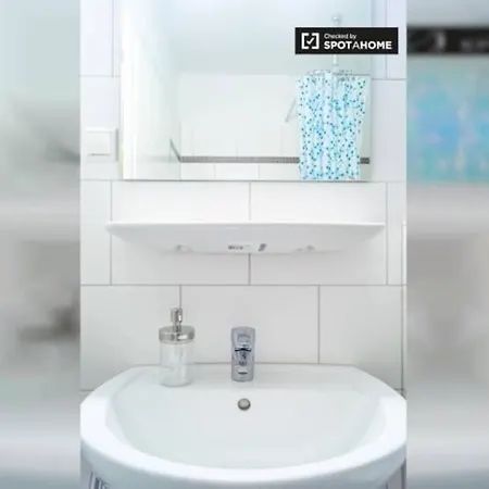 Apartment Comfort City West